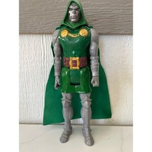 Marvel Super Villain Doctor Doom Action Figure Toy 2014 Hasbro